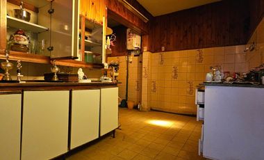 Lote con Unidades en Block + Local en esquina y Cochera