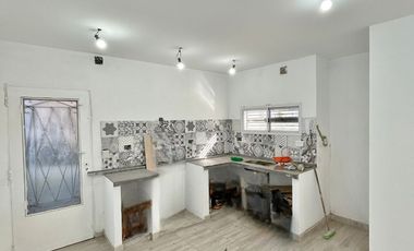 Impecable PH de 4 ambientes a estrenar. ¡Financiación directa