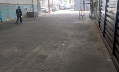 ALQUILER - AMPLIO GALPÓN / DEPÓSITO EN PARQUE INDUSTRIAL - FLORIDA OESTE