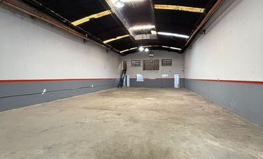 Galpón En Alquiler 400 M2, Tinglado Altura 6m, C/ Ofic. Y Vestuario, SanJusto. A Metros De Monseñor Bufano.