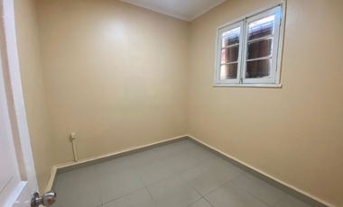 Casa en arriendo cercano al centro de Quillota (3D/1B)