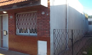 EXCENTE CASA PH EN VENTA EN MORON SUR