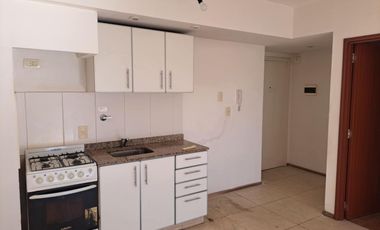 GRAN MONOAMBIENTE CON BALCON