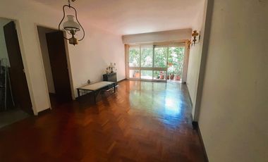 Luminoso departamento 3 ambientes con dependencia en Acassuso