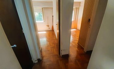 Luminoso departamento 3 ambientes con dependencia en Acassuso