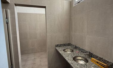 Nave Industrial 3970 M2 Cub. C/ Playa De Maniobras De 5500 M2, A Mts DeAu. Ezeiza Cañuelas, Carlos Spegazzini.