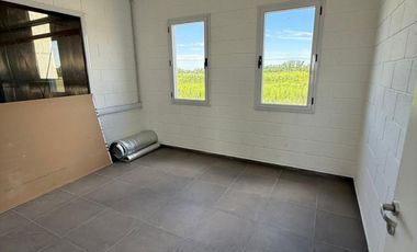 Nave Industrial 3970 M2 Cub. C/ Playa De Maniobras De 5500 M2, A Mts DeAu. Ezeiza Cañuelas, Carlos Spegazzini.