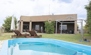 Venta de casa en La Horqueta de Echeverría- Canning