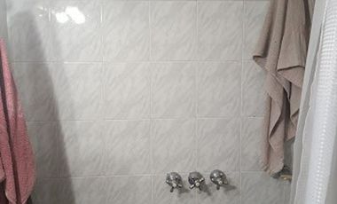 Venta Casa 2 dormitorios + Depto 2 dormitorios patio garageEscrituraenAltamira U$S75.000.