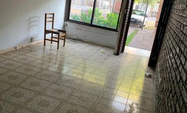 DUPLEX EN ALQUILER L.N.ALEM 2057 CASTELAR