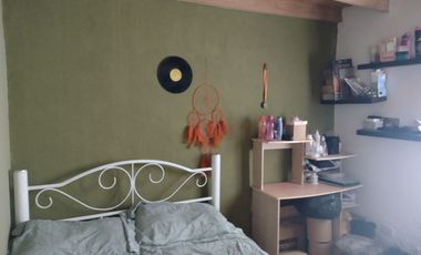 Casa en VENTA en Glew con 4 dormitorios, 3 baños y parque con escritura.-