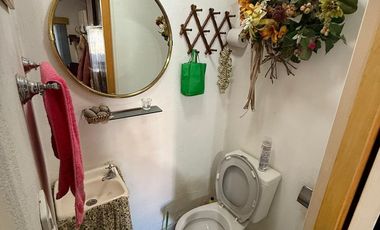 VENTA Excelente Casa de 3 ambientes - patio -entrada de auto La Tablada