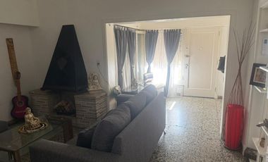 CASA DE TRES AMBIENTES / DEPARTAMENTO 2 AMBIENTES MISMO TERRENO