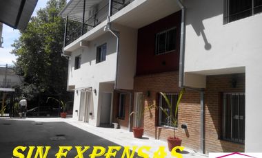 MONOAMBIENTE CON PATIO EN COMPLEJO CON PISCINA , SIN EXPENSAS NI ABLTIGRE TACUARI 255