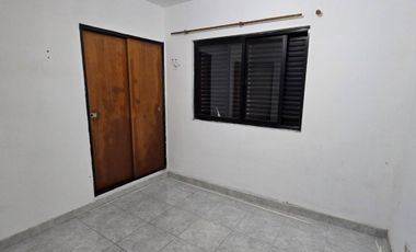 ALQUILER DE DEPARTAMENTO 3 AMBIENTES EN BARRIO COCA COLA