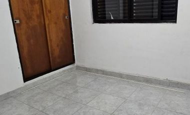 ALQUILER DE DEPARTAMENTO 3 AMBIENTES EN BARRIO COCA COLA