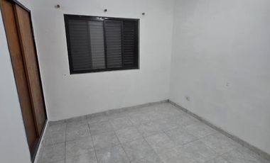 ALQUILER DE DEPARTAMENTO 3 AMBIENTES EN BARRIO COCA COLA