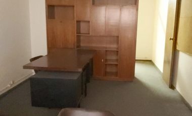 Oficina Comercial de 28 m² Amoblada Se Alquila