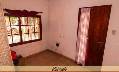 CASA 5 AMBIENTES 370 M2 PASO DEL REY CENTRO