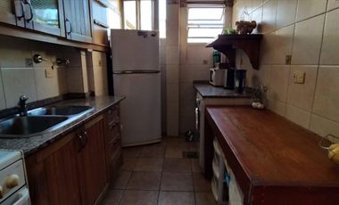 Semipiso  de   3  Ambientes con terraza, muy luminoso