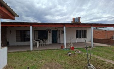 VENDO CASA EN TILISARAO ( S.L)