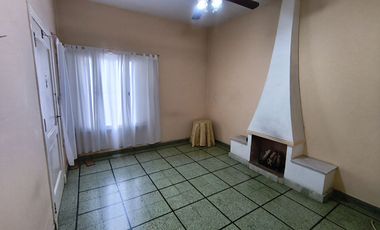 Casa APTO CREDITO con buena ubicacion y estado en Aldo Bonzi