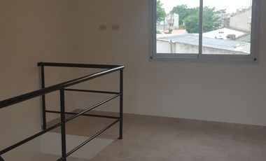 DUPLEX A 3 CUADRAS DE IRIGOYEN