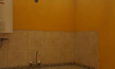 DUPLEX A 3 CUADRAS DE IRIGOYEN