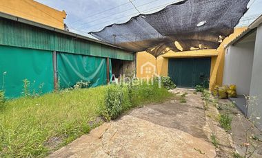 VENTA PROPIEDAD CON LOCAL GASTRONÓMICO EN HAEDO SUR.