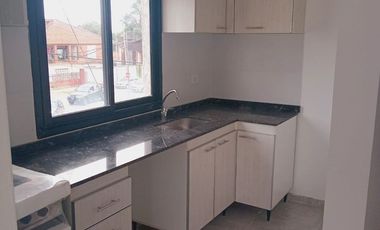 2 ambientes con TRES BALCONES en VENTA a estrenar opción cochera,posible financiación