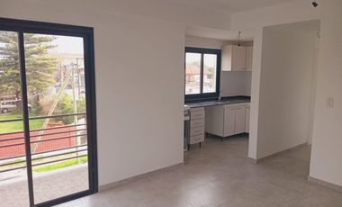 2 ambientes con TRES BALCONES en VENTA a estrenar opción cochera,posible financiación