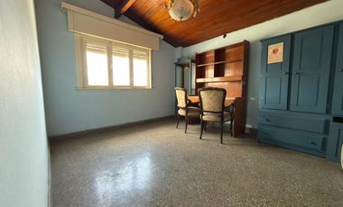 CHALET EN VENTA EN MORON SUR