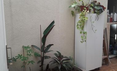 ALQUILER PH 2 AMBIENTES CON PATIO. BANFIELD.