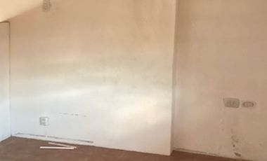 ALQUILER - DEPARTAMENTO 2 AMBIENTES C/ENTRADA DE AUTO