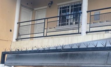 ALQUILER - DEPARTAMENTO 2 AMBIENTES C/ENTRADA DE AUTO