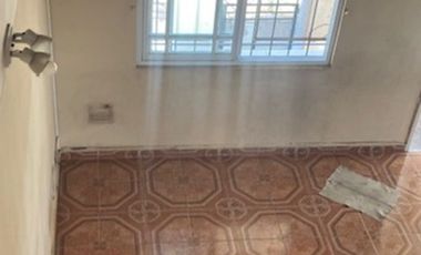 ALQUILER - DEPARTAMENTO 2 AMBIENTES C/ENTRADA DE AUTO