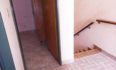 A453 Alquiler Villa Luzuriaga Amplio Duplex 3 amb Sin expensas conTerraza y Balcón