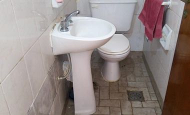 A453 Alquiler Villa Luzuriaga Amplio Duplex 3 amb Sin expensas conTerraza y Balcón