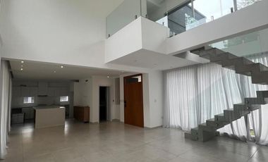 CASA EN VENTA EN FINCAS DE HUDSON