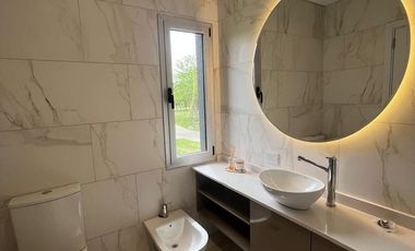 CASA EN VENTA EN FINCAS DE HUDSON