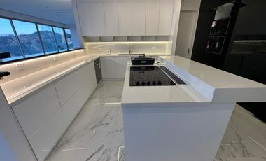 RENTO DEPARTAMENTO  DE LUJO, DOS HABITACIONES  EN LA GONZALES SUAREZ