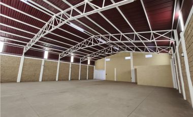 BODEGA Y LOCAL EN RENTA,HIDALGO 1086.50 M2,COJUMATLAN MICHOACAN