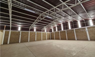BODEGA Y LOCAL EN RENTA,HIDALGO 1086.50 M2,COJUMATLAN MICHOACAN
