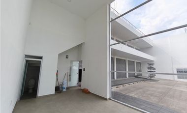 BODEGA Y LOCAL EN RENTA,HIDALGO 1086.50 M2,COJUMATLAN MICHOACAN