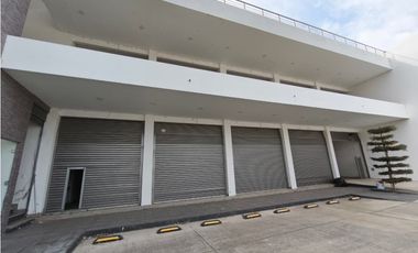 BODEGA Y LOCAL EN RENTA,HIDALGO 1086.50 M2,COJUMATLAN MICHOACAN