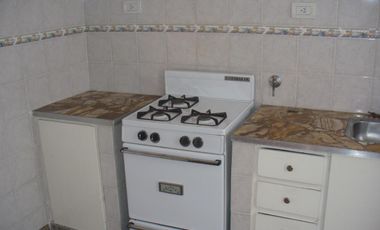 PH en alquiler - 3 dormitorios 1 baño - 80 mts 2 totales  - La Plata
