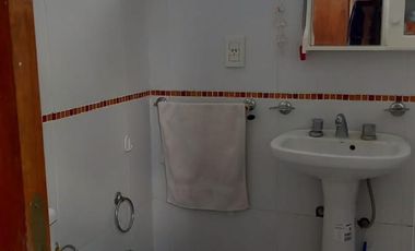Casa en venta - 1 Dormitorio 2 Baños - La Plata