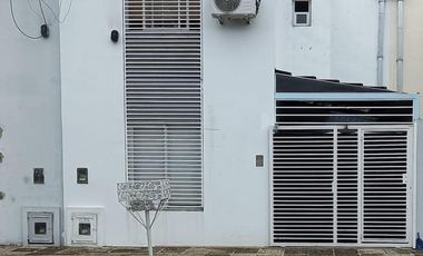 Casa en venta - 1 Dormitorio 2 Baños - La Plata