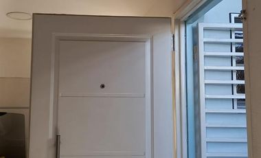 Casa en venta - 1 Dormitorio 2 Baños - La Plata