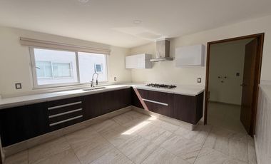 Renta departamento el refugio PH Marbella